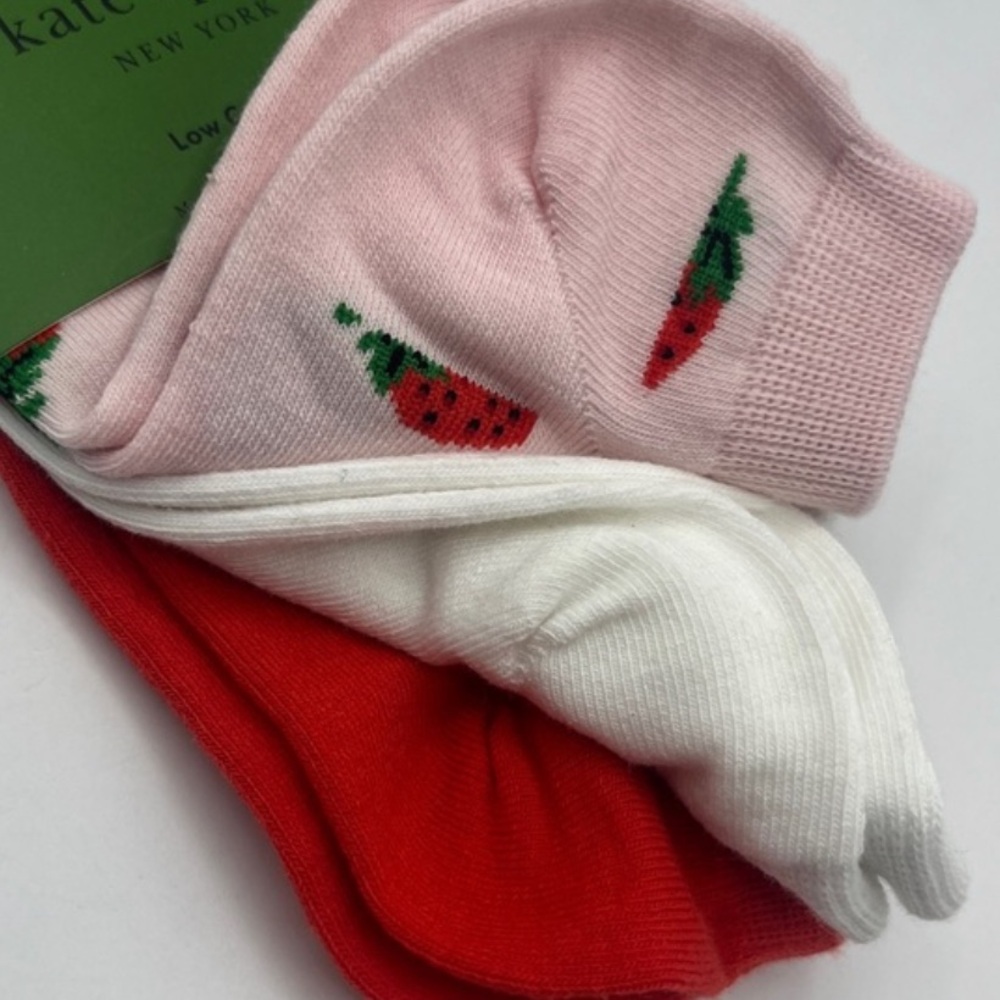 Kate Spade Low Cut Socks Strawberries 🍓 - Picture 3 of 5